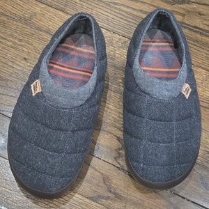 Freewaters Jeffrey Slippers Gray Wool Scuff Slip On Men’s House Shoes Size 10